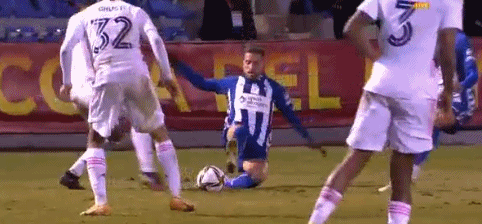 新掌门刚接手成都蓉城俱乐部，就有望收到三份惊喜大礼，引发热议